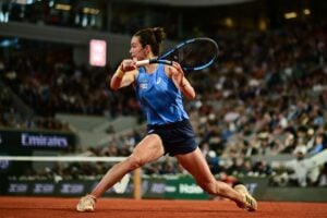 Comme Loïs Boisson, quelles sont les autres exploits du tennis français ?