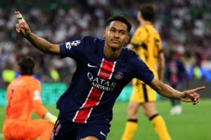 Qui est Senny Mayulu, le nouveau titi qui fait rêver le PSG ?